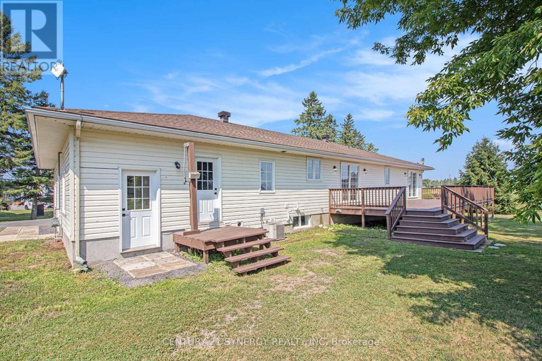 28865875/7-bridge-street/north-stormont-finch-twp/north-stormont/ontario/K0A1R0_37