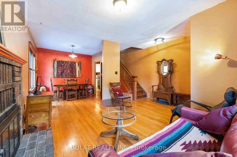 28705278/16-foster-street/hintonburg/ottawa/ontario/K1Y3J4_7
