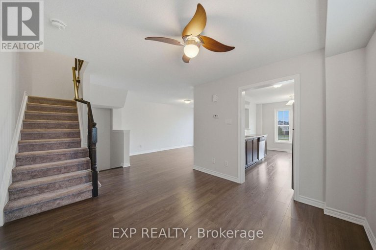 29618340/359-sweetfern-crescent/avalon-west/ottawa/ontario/K4A1A5_7