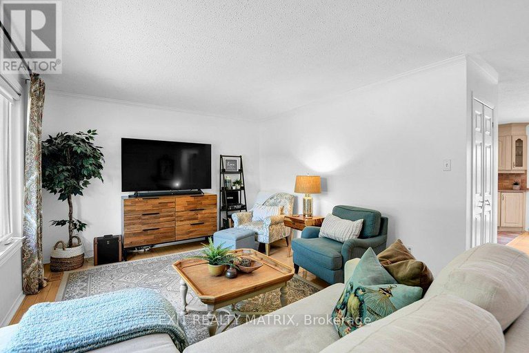 28544595/4705-mcneely-road/sarsfieldbearbrook/ottawa/ontario/K4B1J1_7