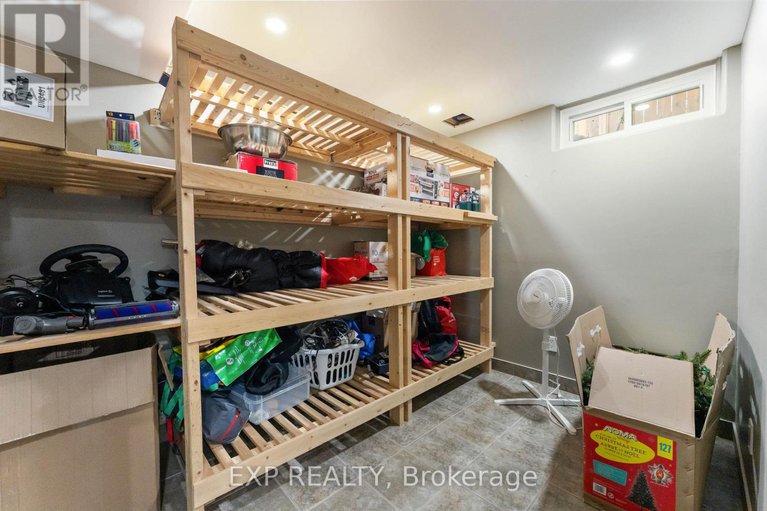 28744348/1762-sunview-drive/orleanssunridge/ottawa/ontario/K1C5B2_32