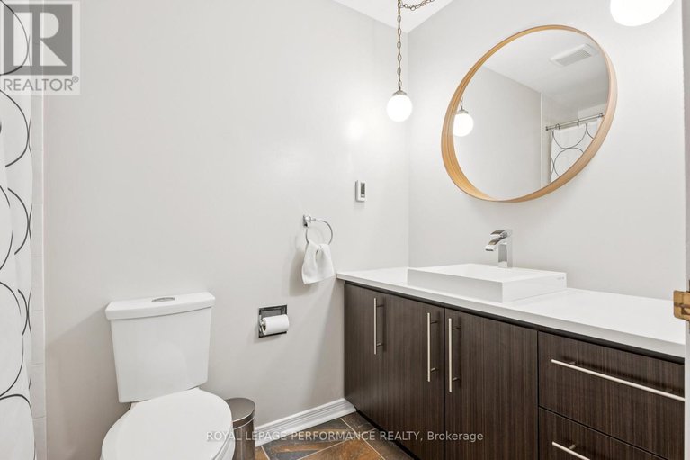 28588727/4-71-sweetland-avenue/sandy-hill/ottawa/ontario/K1N7T9_20