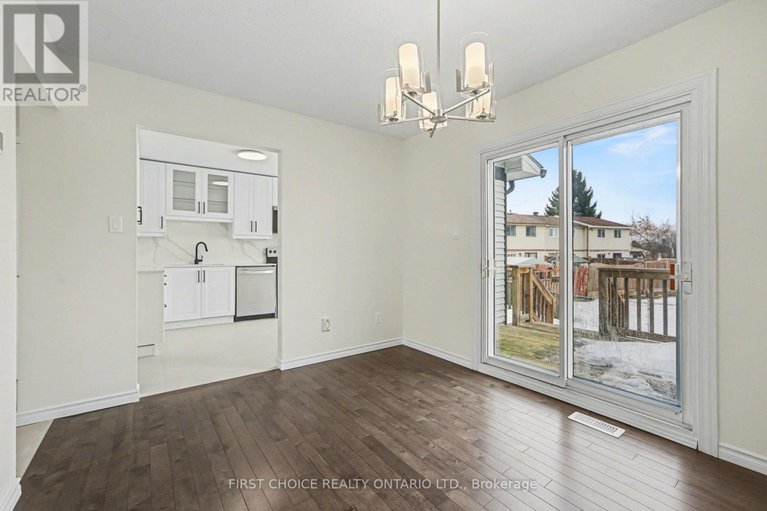 29457498/883-lawnsberry-drive/chatelaine-village/ottawa/ontario/K1E1Y2_8