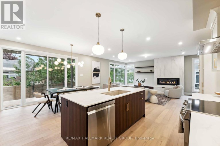 28359552/108-theberge-private/meadowlandsst-claire-gardens/ottawa/ontario/K2G4T1_13