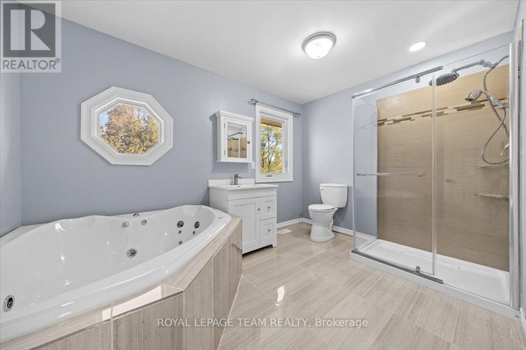 29552079/5410-old-richmond-road/fallowfield/ottawa/ontario/K2R1G7_29