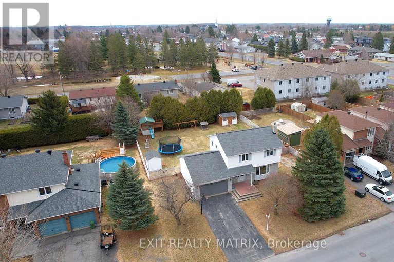 29621628/95-castlebeau-street/embrun/russell/ontario/K0A1W0_33