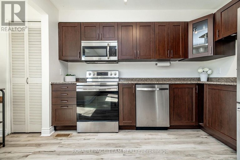 29577964/28-28-peary-way/katimavik/ottawa/ontario/K2L1Z8_15