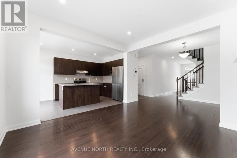 29517312/2082-caltra-crescent/half-moon-bay/ottawa/ontario/K2J6V4_11