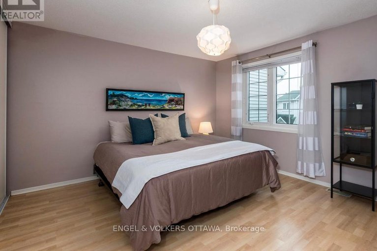 29618485/31-castlegreen-private/hunt-club-parkgreenboro/ottawa/ontario/K1T3N4_15