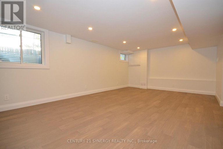 29094498/26-660-hochelaga-street/carson-meadows/ottawa/ontario/K1K2E9_43