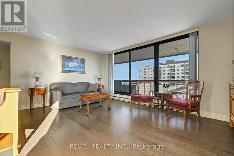 29566268/1403-20-the-driveway-drive/ottawa-centregolden-triangle/ottawa/ontario/K2P1C8_6