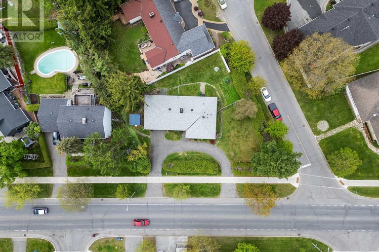 28349600/1960-alta-vista-drive/faircrest-heights/ottawa/ontario/K1H7K8_39
