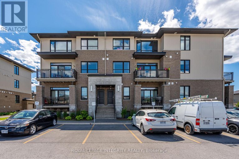 28545243/35-carabiner-private/mer-bleuebradley-estatesanderson-park/ottawa/ontario/K1W0L7_1