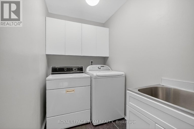 29400979/28-tiffany-crescent/beaverbrook/ottawa/ontario/K2K1W2_31