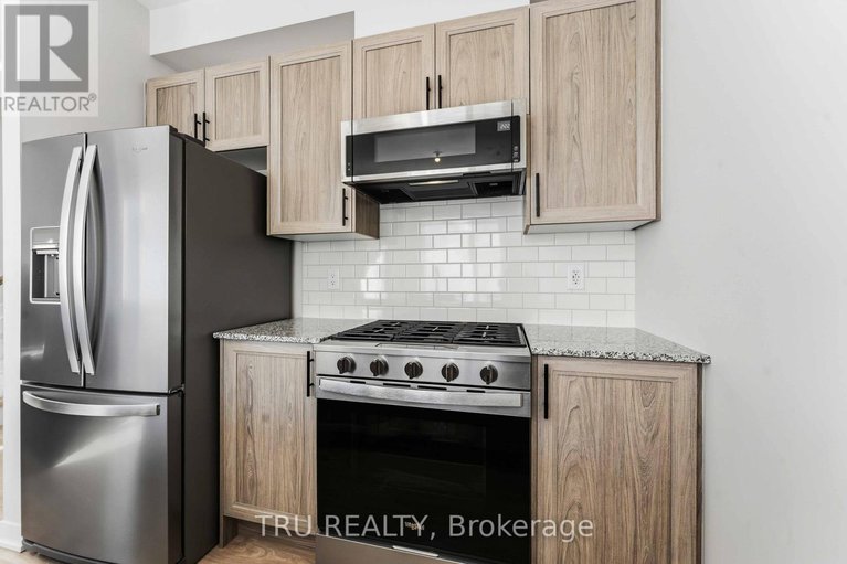 29381143/706-expansion-road/half-moon-bay/ottawa/ontario/K2J7G4_18