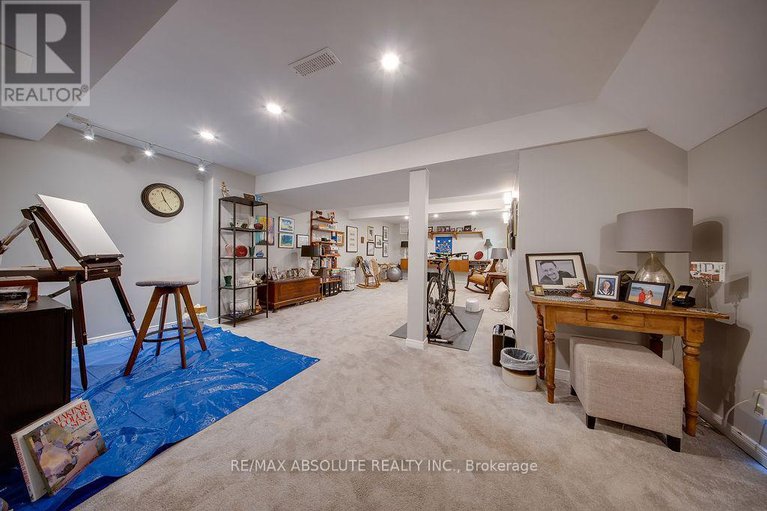 28995022/37-randall-james-drive/stittsville-central/ottawa/ontario/K2S1L9_23