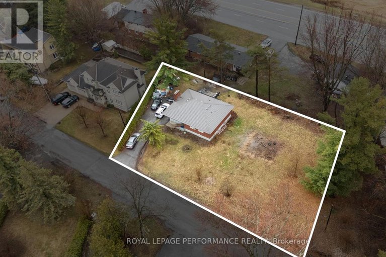 29614137/28-myrle-avenue/crystal-bayrocky-point/ottawa/ontario/K2H8E6_5