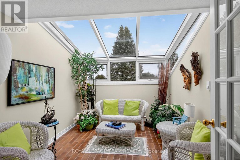 29045610/206-stratas-court/katimavik/ottawa/ontario/K2L3K5_17