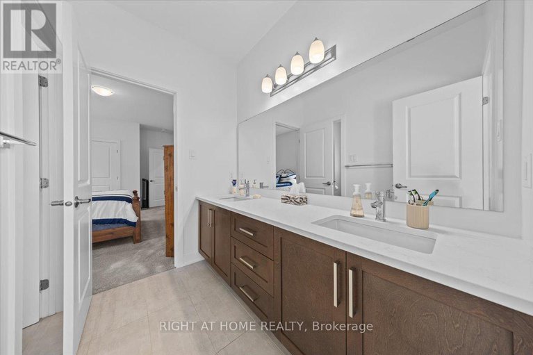 29164947/2020-acoustic-way/riverside-southgloucester-glen/ottawa/ontario/K4M0L7_20