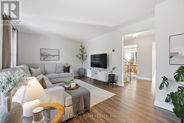 29452274/67-castlefrank-road/glencairnhazeldean/ottawa/ontario/K2L2E6_7