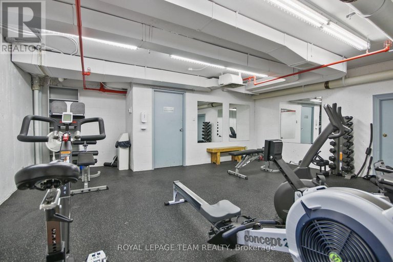 28399342/701-141-somerset-street-w/ottawa-centregolden-triangle/ottawa/ontario/K2P2H1_46