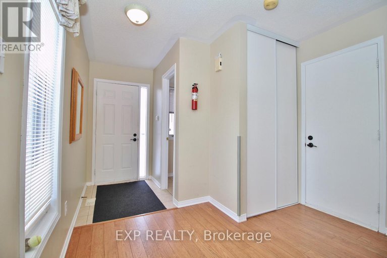 28815931/2127-lauzon-street/fallingbrookgardenway-south/ottawa/ontario/K4A3K7_2