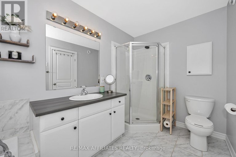 28568493/153-mattingly-way/riverside-southgloucester-glen/ottawa/ontario/K4M0C5_22