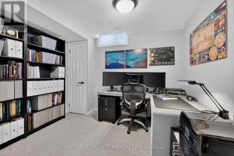 29501810/318-liard-street/stittsville-south/ottawa/ontario/K2S1J8_43