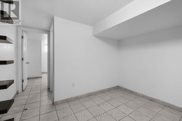 29554876/911-blair-road/cardinal-heights/ottawa/ontario/K1J7M8_25