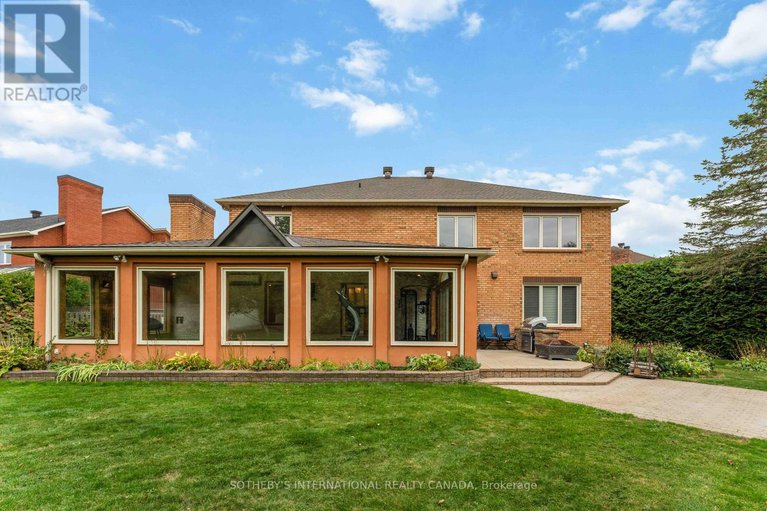 28996466/19-campfield-court/pineglencountry-place/ottawa/ontario/K2E7X8_46