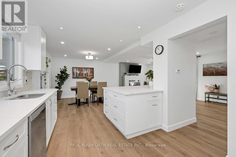 29603327/2725-baylie-avenue/redwood-park/ottawa/ontario/K2H6Y7_18