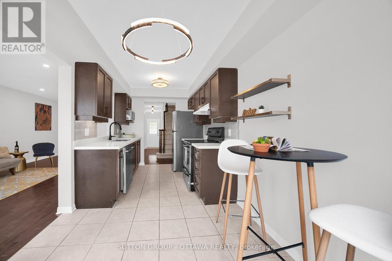 28762119/554-ashbourne-crescent/stonebridge/ottawa/ontario/K2J0P6_10