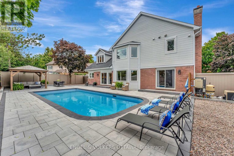 28838272/14-belton-avenue/stittsville-central/ottawa/ontario/K2S1G7_50