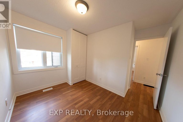 28377335/2772-springland-drive/mooneys-bayriverside-park/ottawa/ontario/K1V6M4_27
