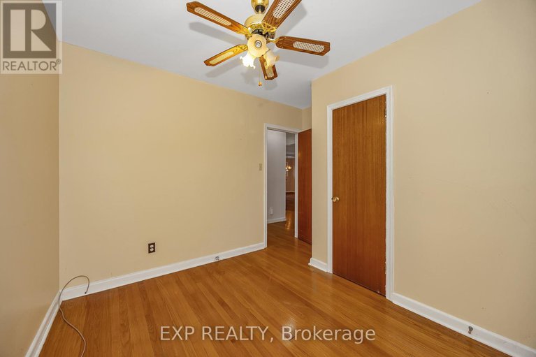 29071775/2393-sheldon-avenue/queensway-terrace-southridgeview/ottawa/ontario/K2C1K4_24