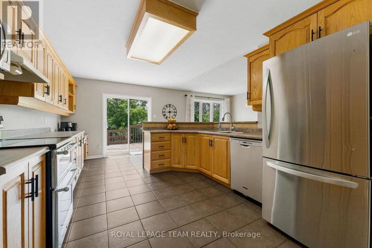 28503825/79-mountain-view-road/mcnabbraeside-twps/mcnabbraeside/ontario/K7S3G9_14