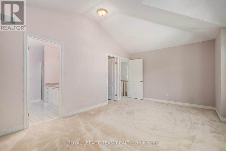28728936/239-markland-crescent/barrhaven-east/ottawa/ontario/K2G6A9_23