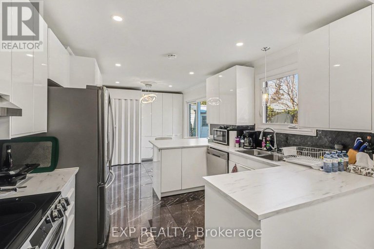 29541777/2332-ogilvie-road/beacon-hill-north/ottawa/ontario/K1J7N6_13