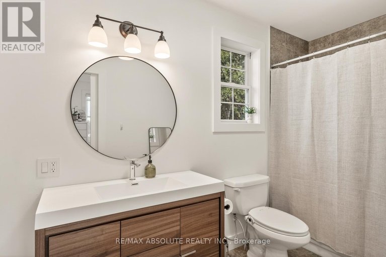 29616182/5-871-berry-side-road/kanata-north-east/ottawa/ontario/K0A1T0_29