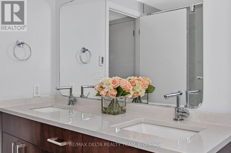 29431366/1202-200-besserer-street/sandy-hill/ottawa/ontario/K1N0A7_25