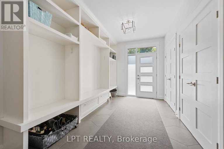 28330218/5740-queenscourt-crescent/manotick-east-to-manotick-station/ottawa/ontario/K4M1K3_25