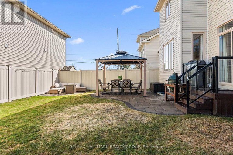 29627658/1965-montmere-avenue/notting-hillsummerside/ottawa/ontario/K4A0E3_48