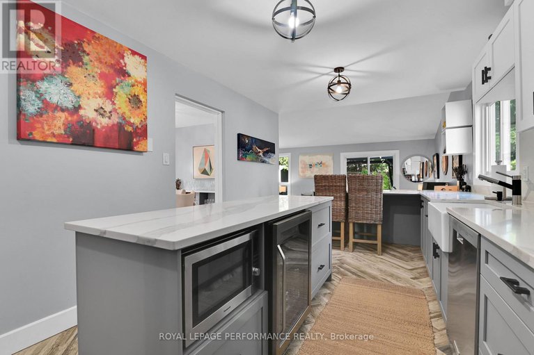 28477171/135-acklam-terrace/morgans-grantsouth-march/ottawa/ontario/K2K2J4_10