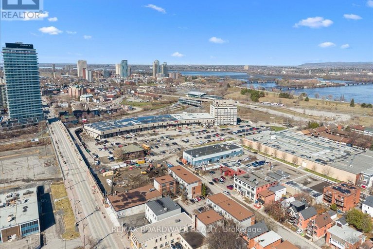 29654536/g-154-spruce-street/west-centre-town/ottawa/ontario/K1R6P2_33