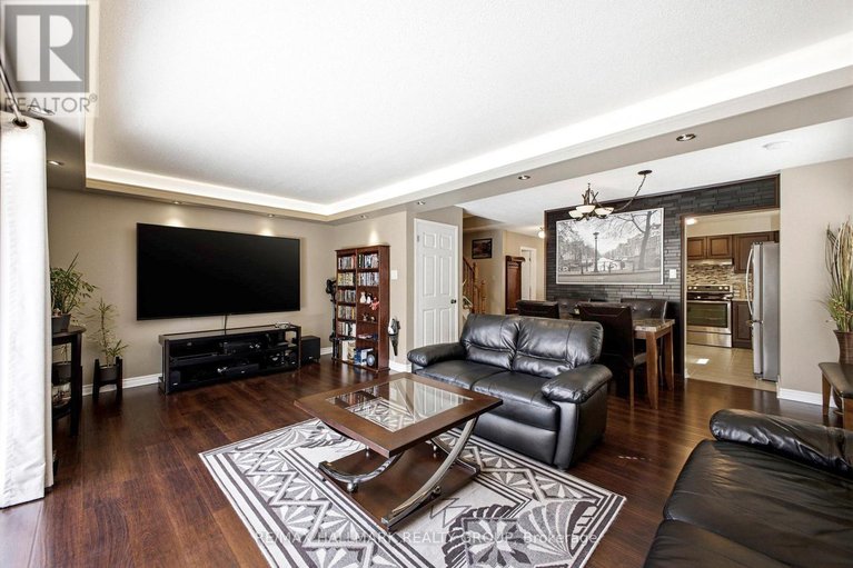 29549614/178-equestrian-drive/bridlewood/ottawa/ontario/K2M2B9_12