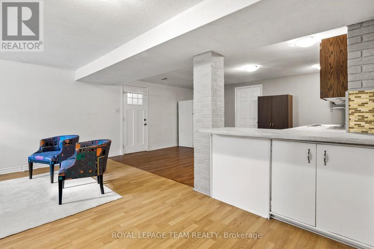 28491814/44-sycamore-drive/arbeatha-park/ottawa/ontario/K2H8K3_34