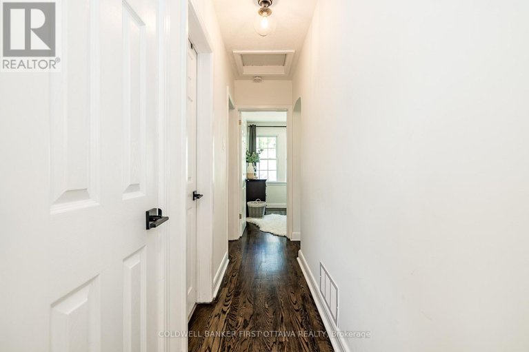 29134319/1-porter-street/stittsville-south/ottawa/ontario/K2S1P8_20