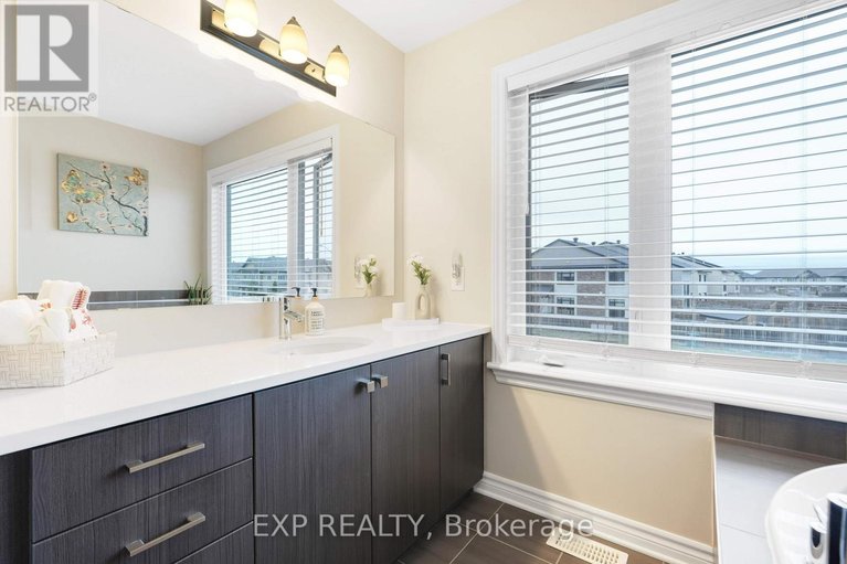 29626924/529-stargazer-crescent/riverside-southgloucester-glen/ottawa/ontario/K4M0H2_20