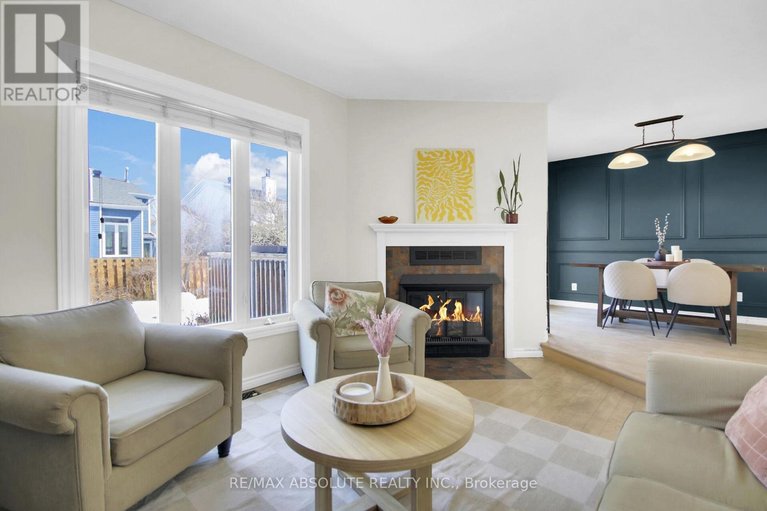 29532776/294-turnstone-court/chatelaine-village/ottawa/ontario/K1E2V2_17