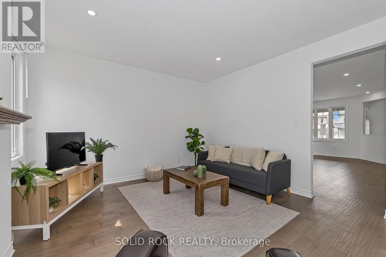 28814224/149-minikan-street/blossom-parkkemp-parkfindlay-creek/ottawa/ontario/K1X0E5_7